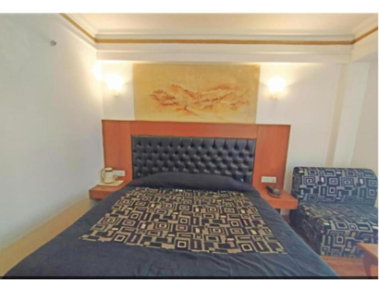 Hotel Horizon Near Picture Palace Bus Stand, Мусори Екстериор снимка